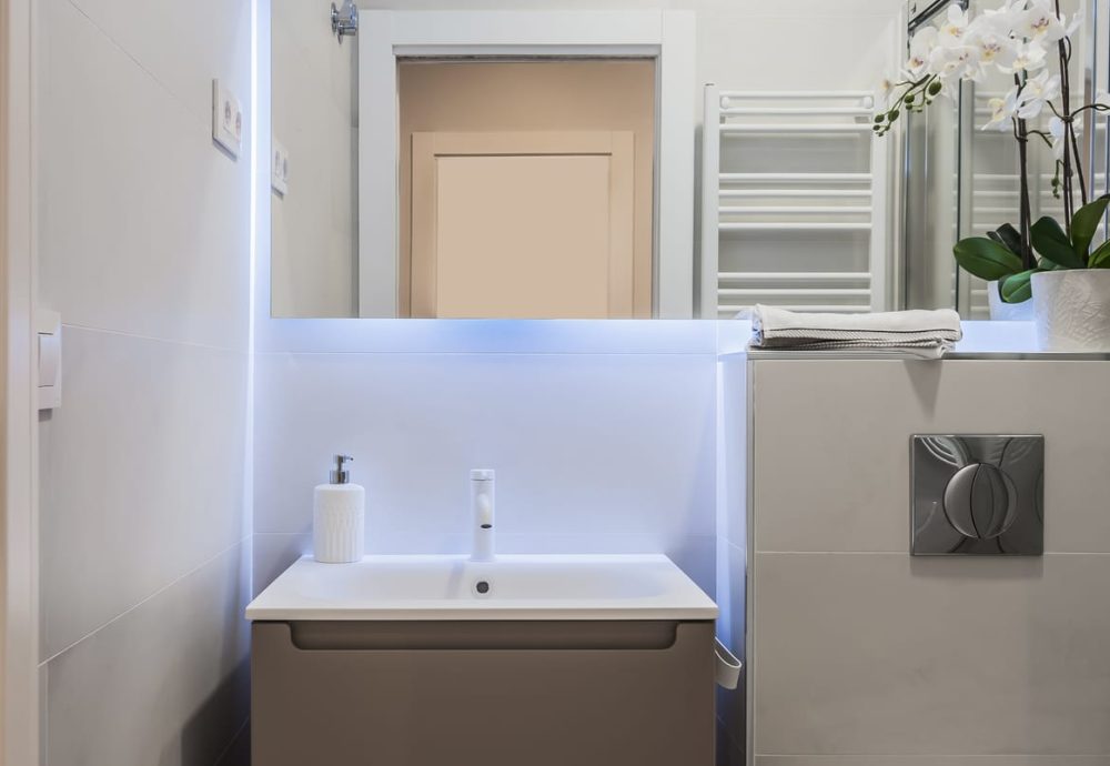 7.BAÑO LAVPIÉS